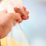 水草の感想を防ぐために霧吹きがあると便利です