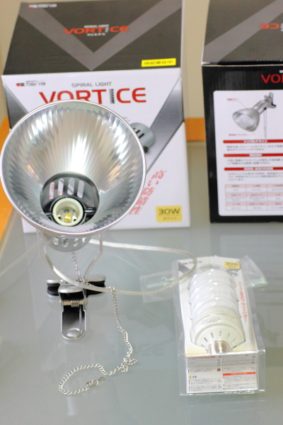 ヴォルテス ３０Ｗ ホワイト
